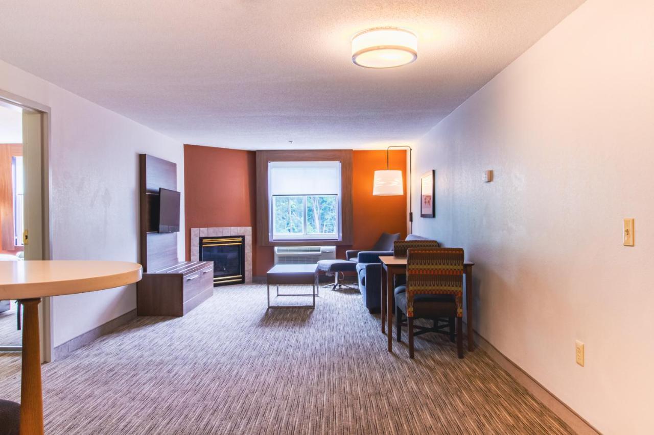 Holiday Inn Express & Suites - Lincoln East - White Mountains, An Ihg Hotel Kültér fotó